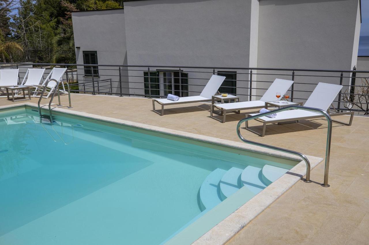 Kafara Resort- Villas And Pool By Lisca Bianca Rental Санта-Флавия Экстерьер фото